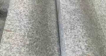 南阳芙蓉白S型拉丝面路沿石