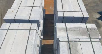 南阳 路沿石装车出货