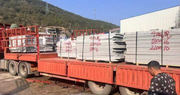 南阳 芝麻灰花岗岩光面毛板出货日常