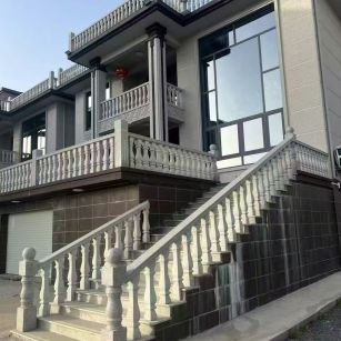 南阳 芝麻白别墅阳台栏杆，楼梯栏杆