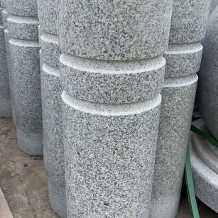 南阳 芝麻白花岗岩挡车柱、隔离柱多少钱