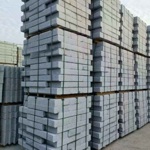 南阳 路沿石（路侧石），颜色一致，尺寸标准