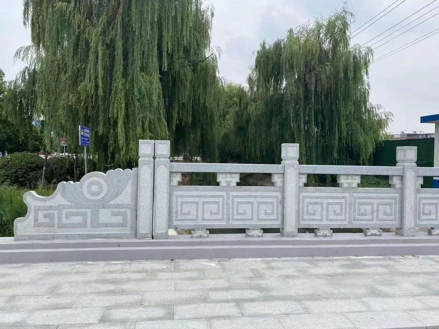 南阳 芝麻灰桥栏杆、河道栏杆安装效果