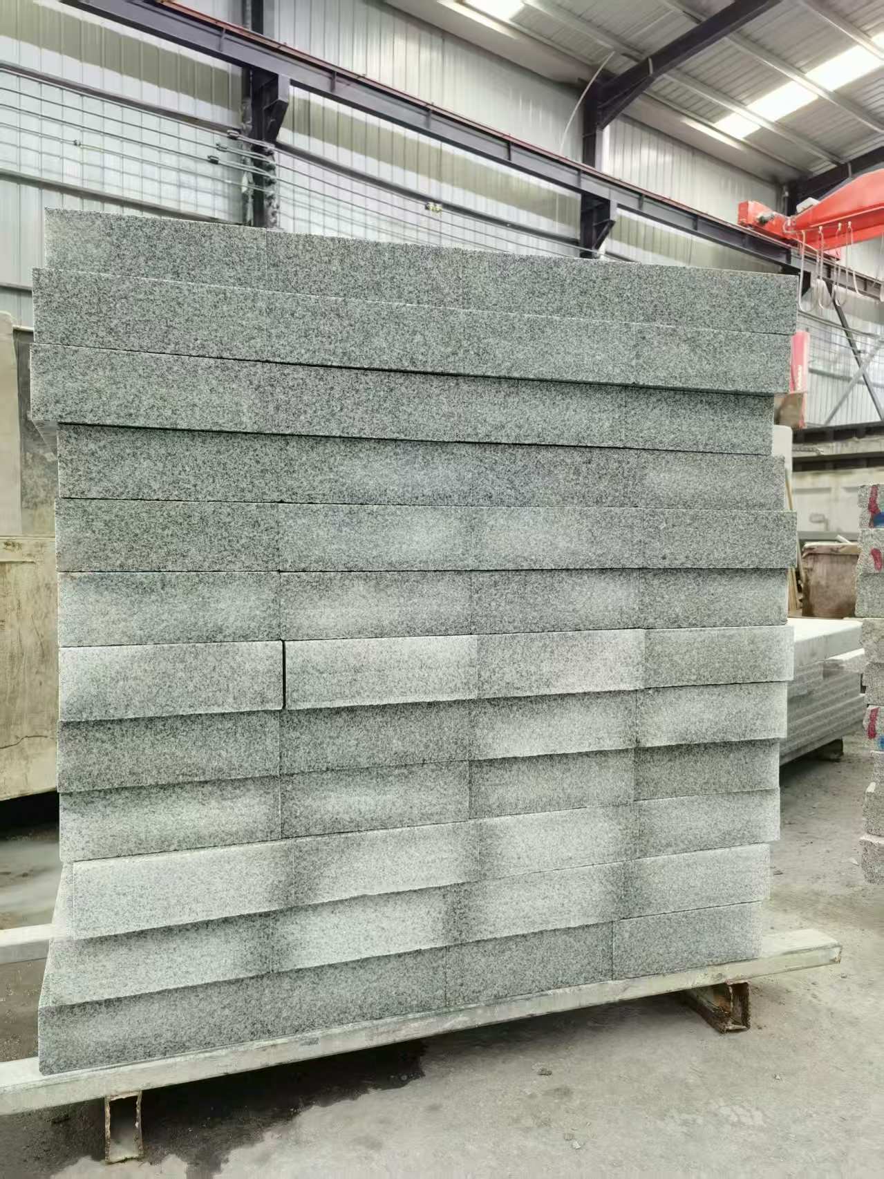 南阳 芝麻白10公分300*600广场地铺，A料定制，尺寸标准，厚薄均匀