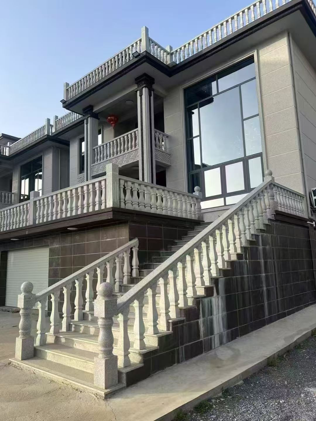 南阳 芝麻白别墅阳台栏杆，楼梯栏杆