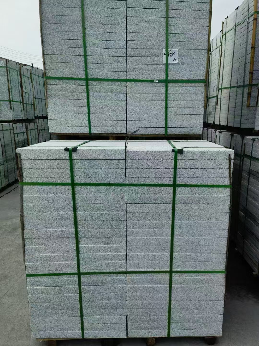 南阳 火烧面地铺石，街道广场园林市政工程板，1.8~5.0厚均有现货