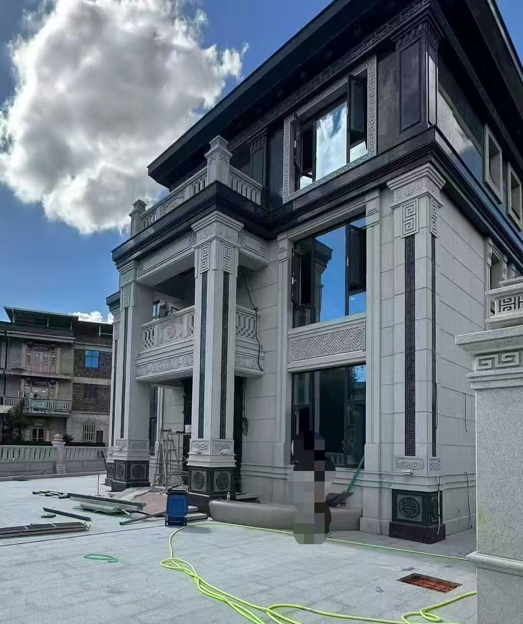 南阳 别墅干挂，芝麻白与芝麻黑完美配合